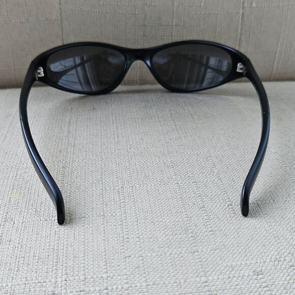 Nine West Women Sunglasses Black Wrap Sports Frame/Shades - Picture 13 of 14